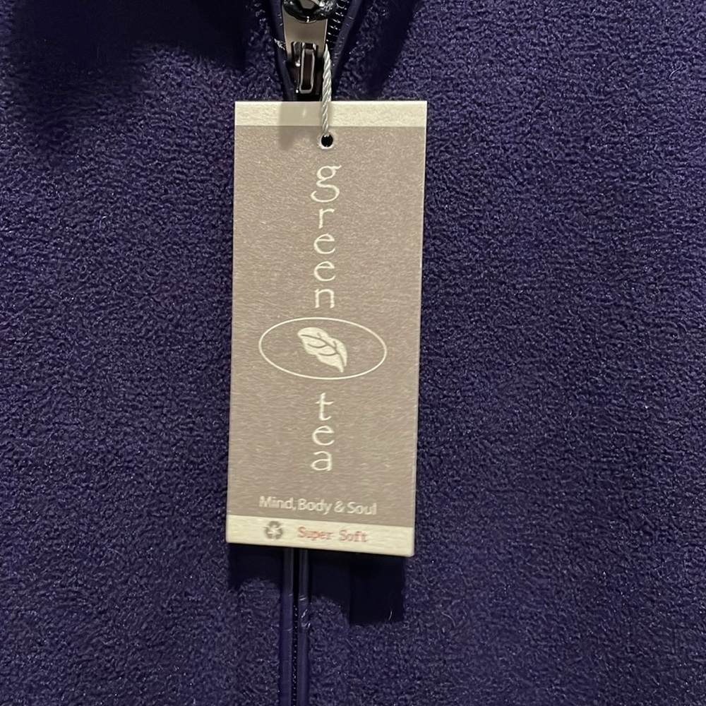 NWT women’s purple Green tea XL faux fur lined jacket with pockets. - Picture 4 of 5